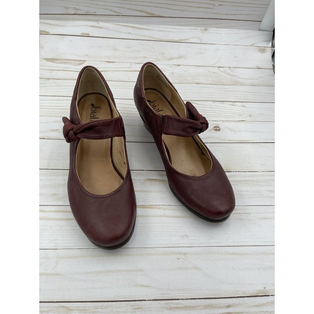 Biala Womens 40 US 9 Comfort Heels Leather Knot Strap Detail Dark Wine Shoes